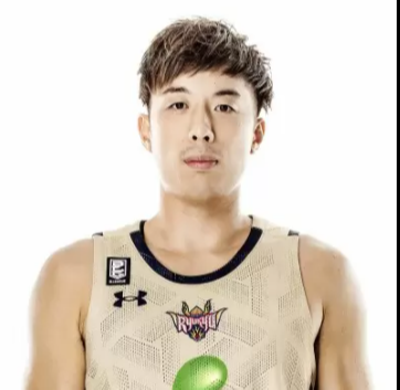 https://img.beijingdiping.com/img/basketball/player/9f9d2819e1db9fdba3c26379c9a7a23c.png